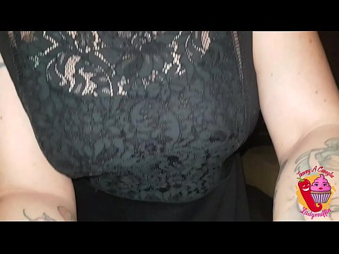 ❤️ سلٹی سوتیلی بہن اسے ایک بلو جاب اور ہسپانوی دیتی ہے۔ ❤️❌ سیکس ❌️❤